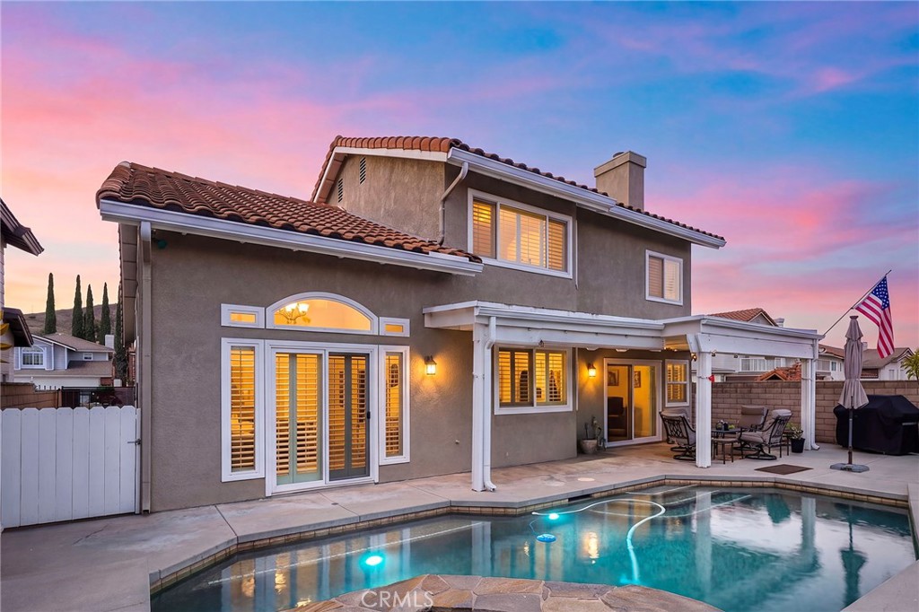 17935 Via Casitas