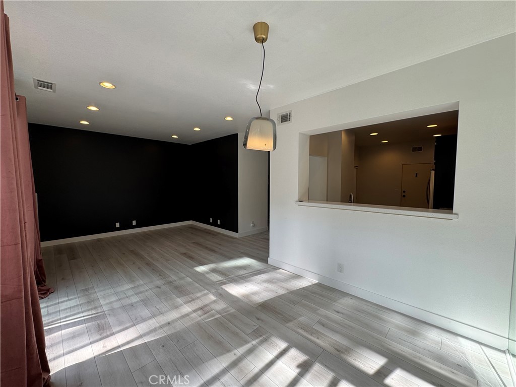 5 Meadowbrook