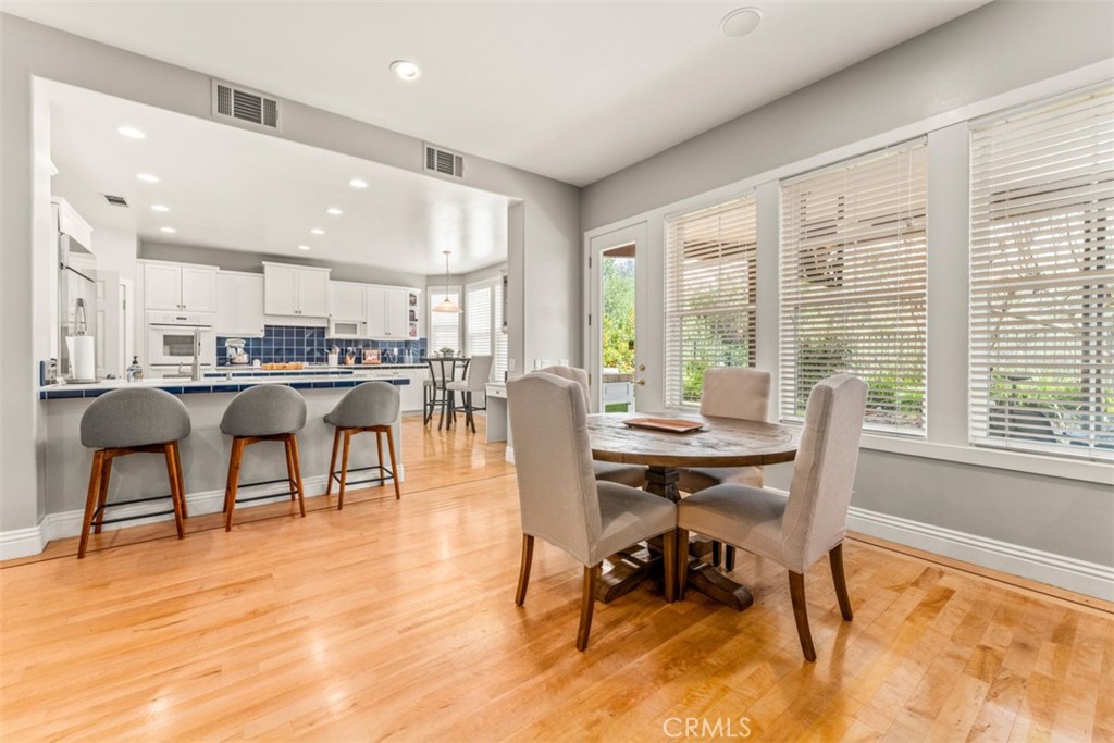 46 Downfield Way