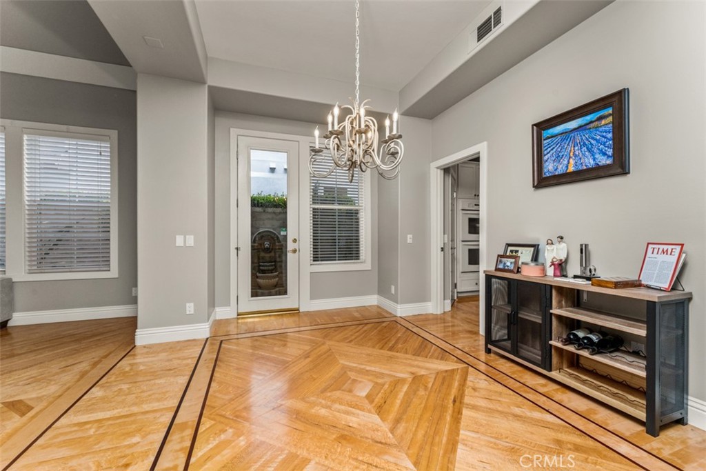 46 Downfield Way