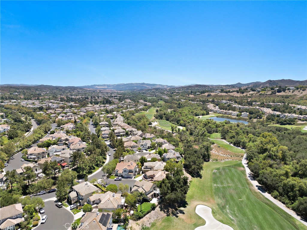 2 Pepper Court