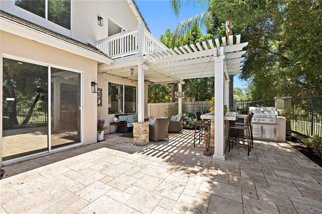 2 Pepper Court