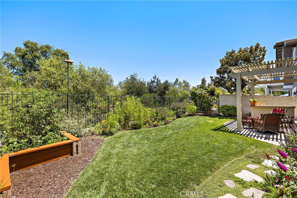 48 Downfield Way