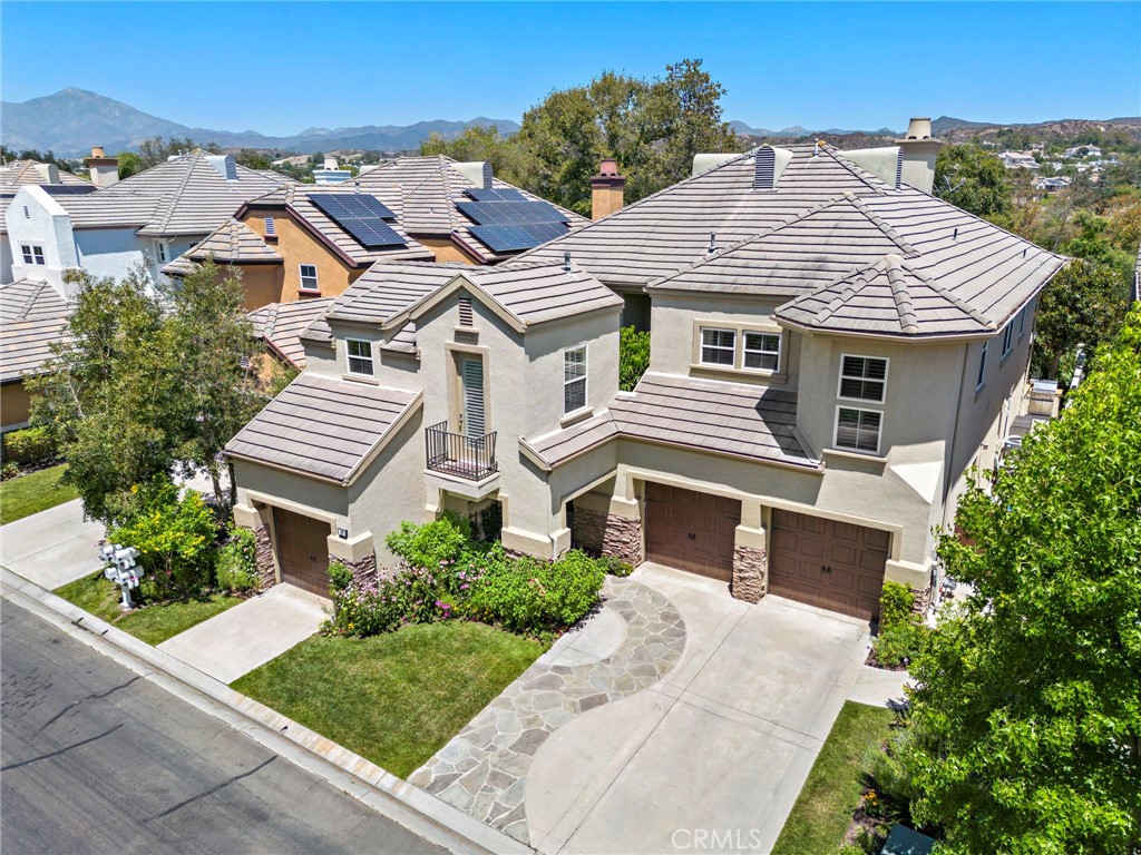 48 Downfield Way