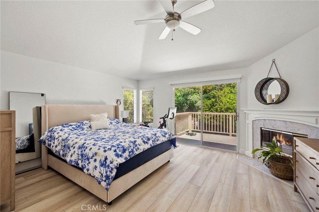 14 Coastal Oak