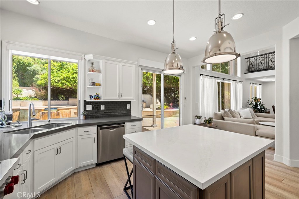 14 Coastal Oak
