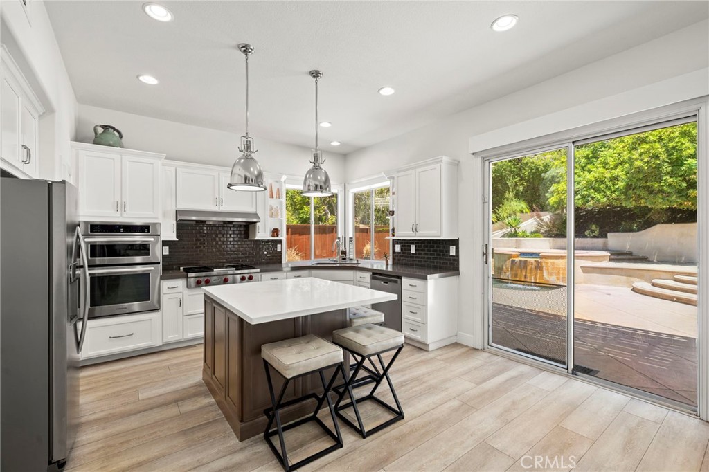 14 Coastal Oak