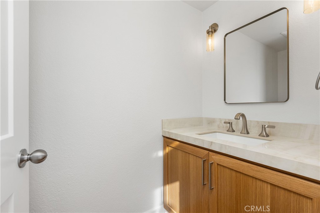 24512 Alta Vista Dr B