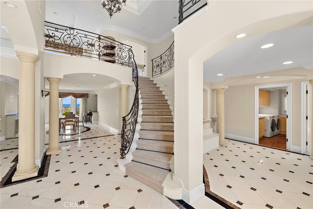 55 Montecito