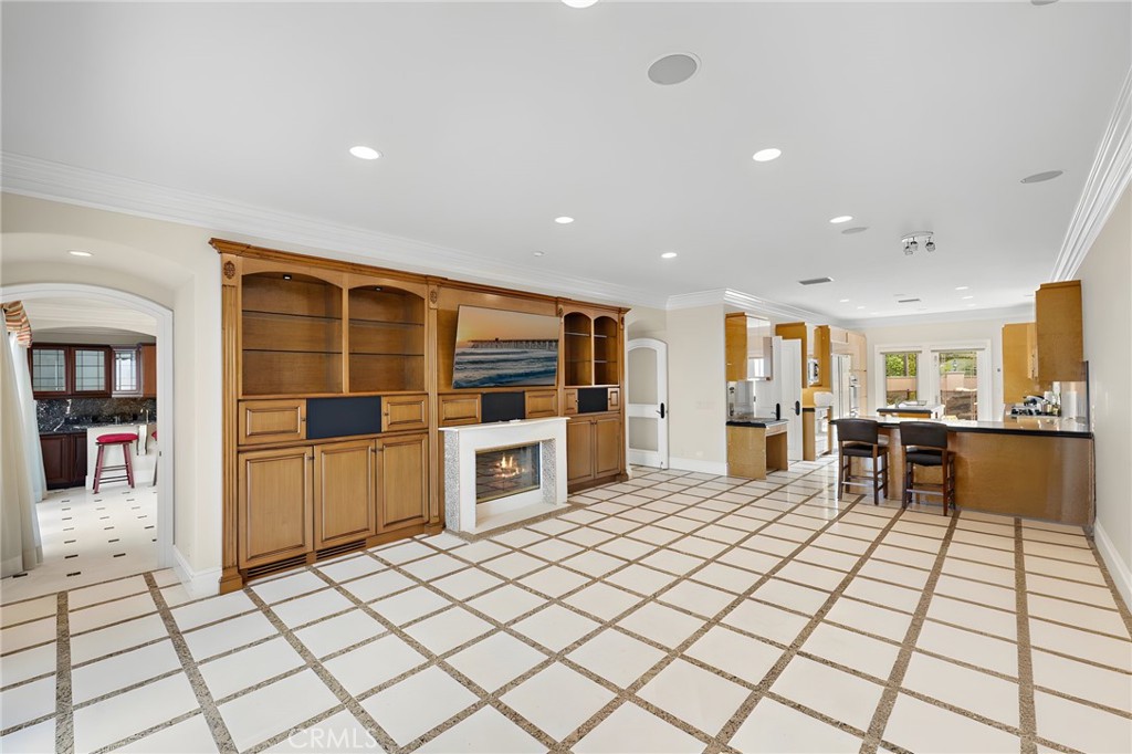 55 Montecito