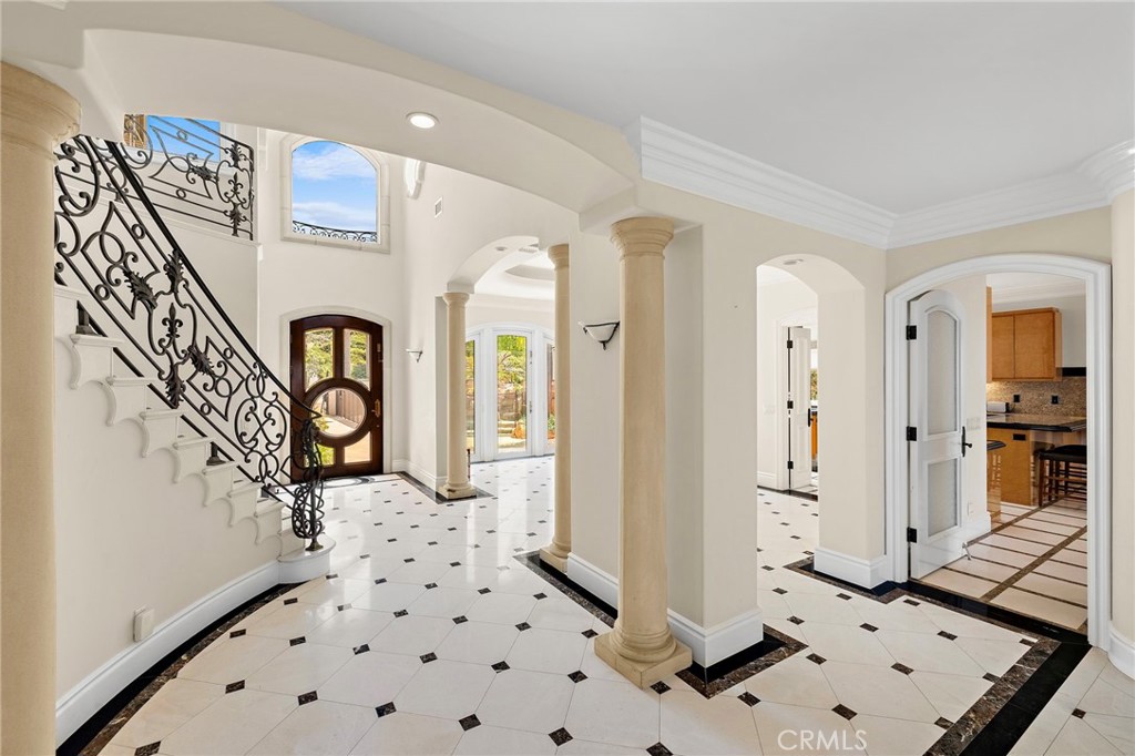 55 Montecito