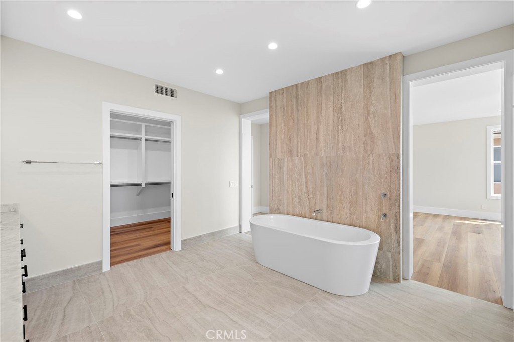 22661 Sweetmeadow
