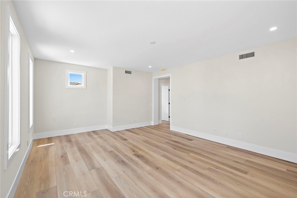 22661 Sweetmeadow