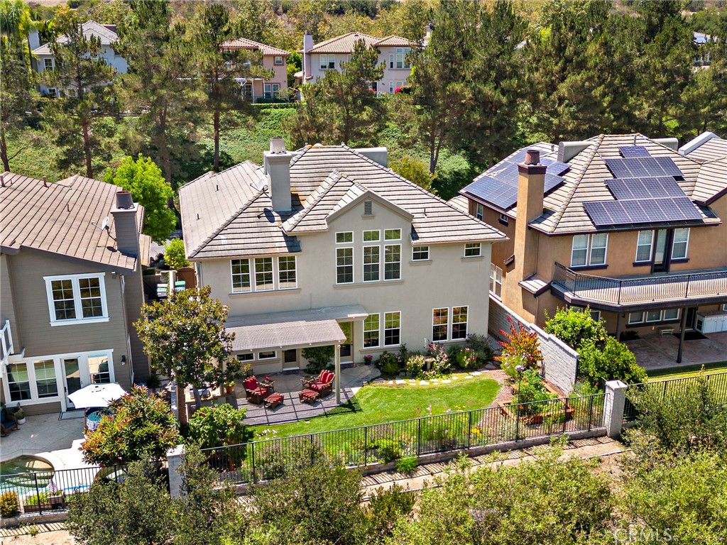 48 Downfield Way