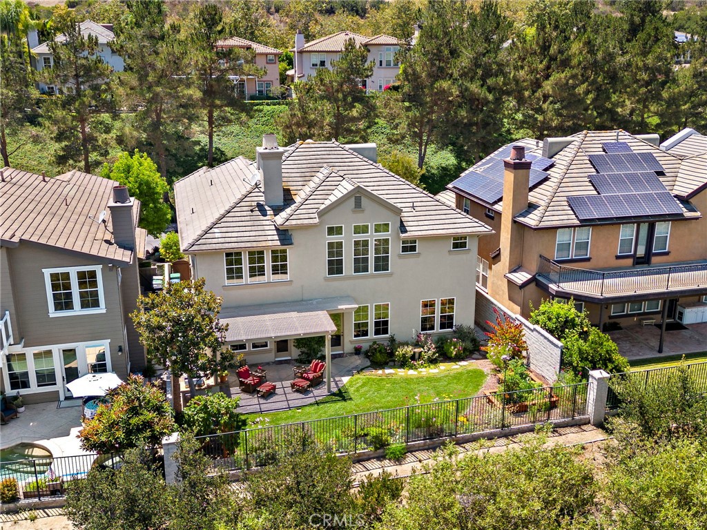 48 Downfield Way