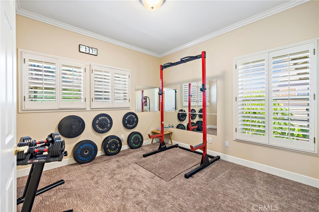 48 Downfield Way