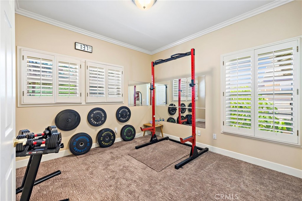 48 Downfield Way