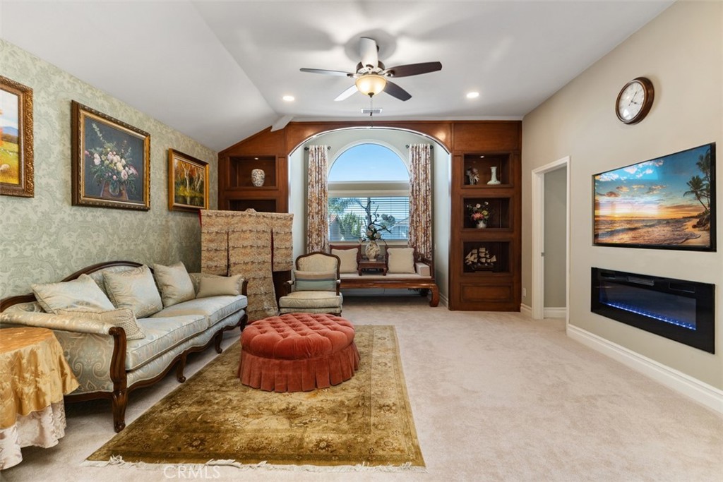 22385 Pineglen