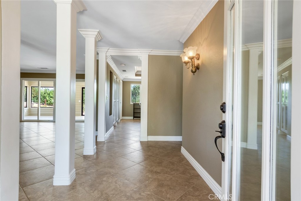 36733 Glenoaks