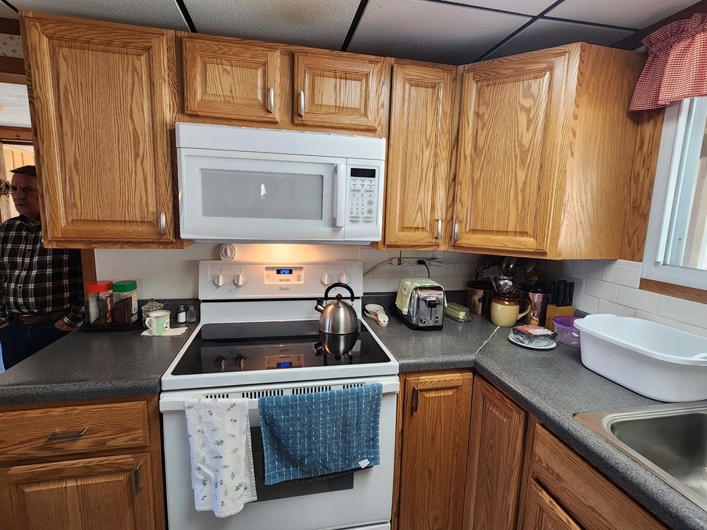 1656 Rt 44 North
