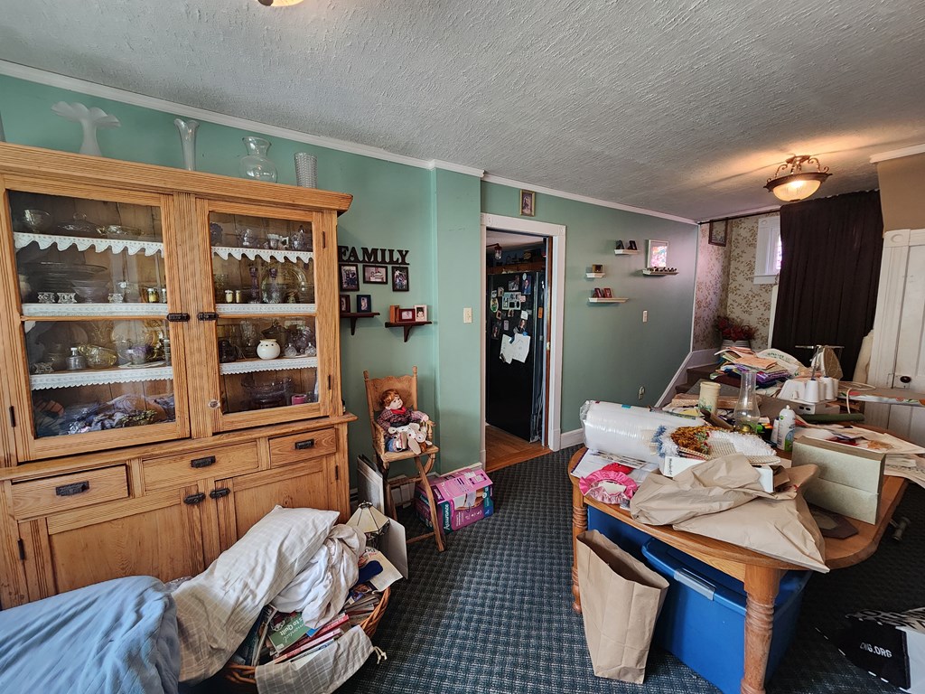 306 E Oak St