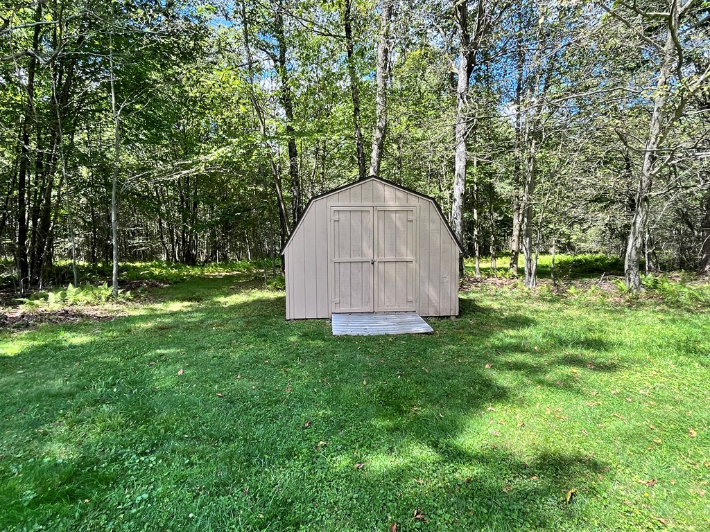 743 Black Diamond Rd