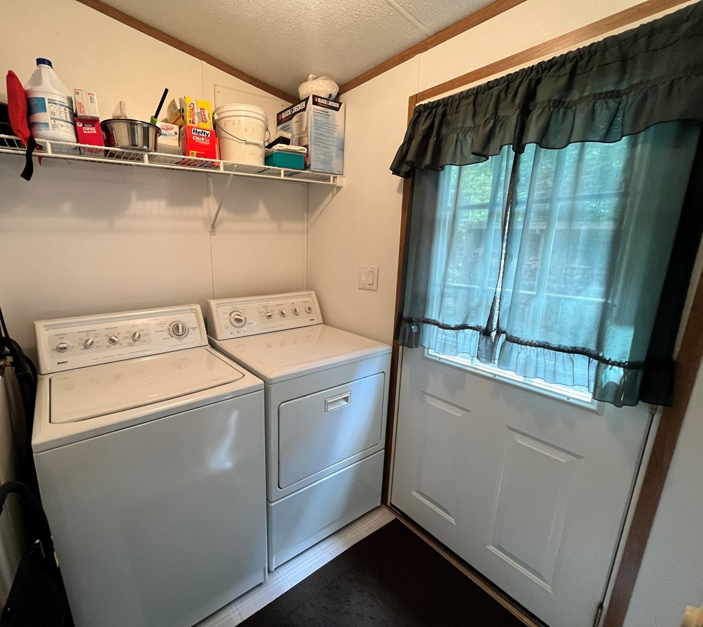 743 Black Diamond Rd