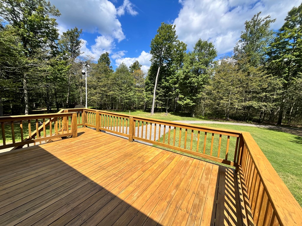 743 Black Diamond Rd