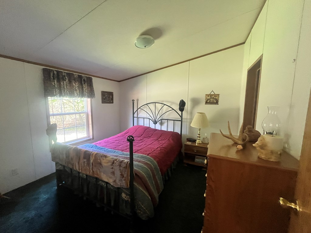 743 Black Diamond Rd