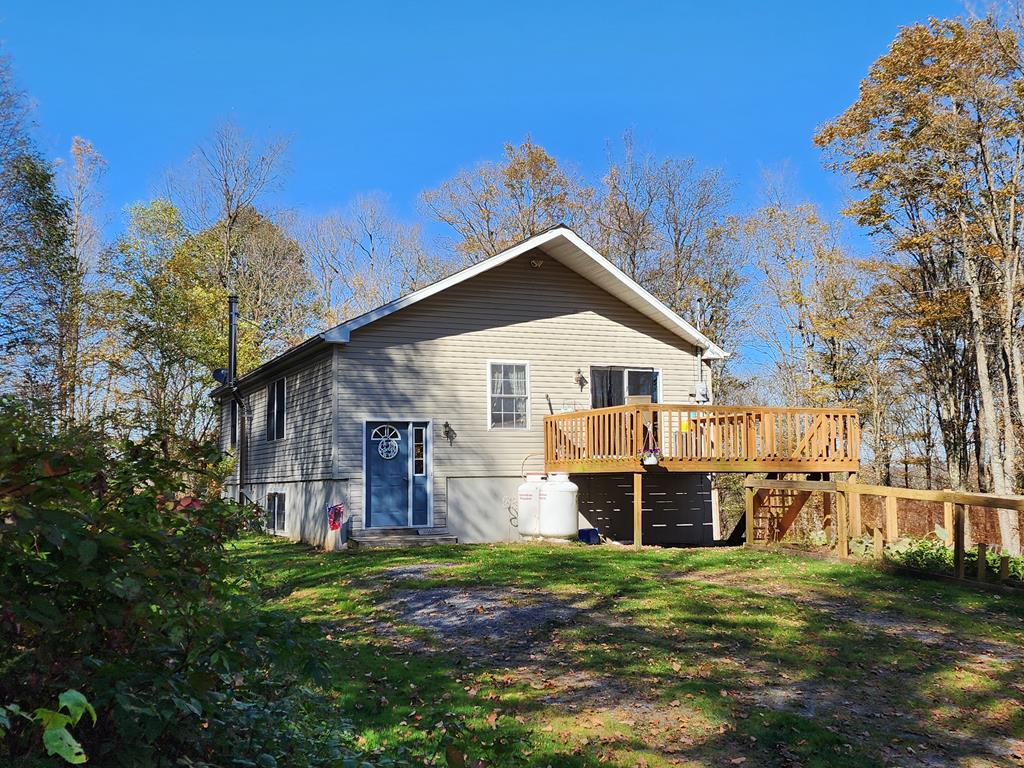 44 Mystery Mountain Lane