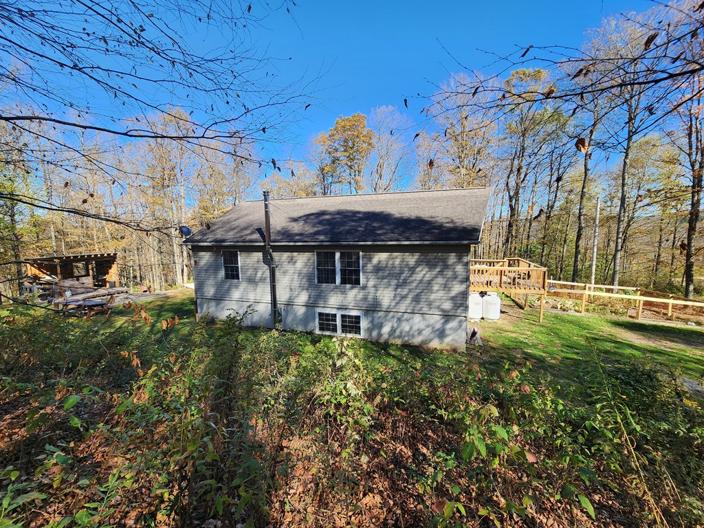 44 Mystery Mountain Lane