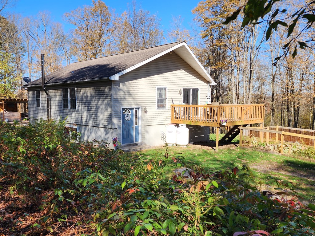 44 Mystery Mountain Lane