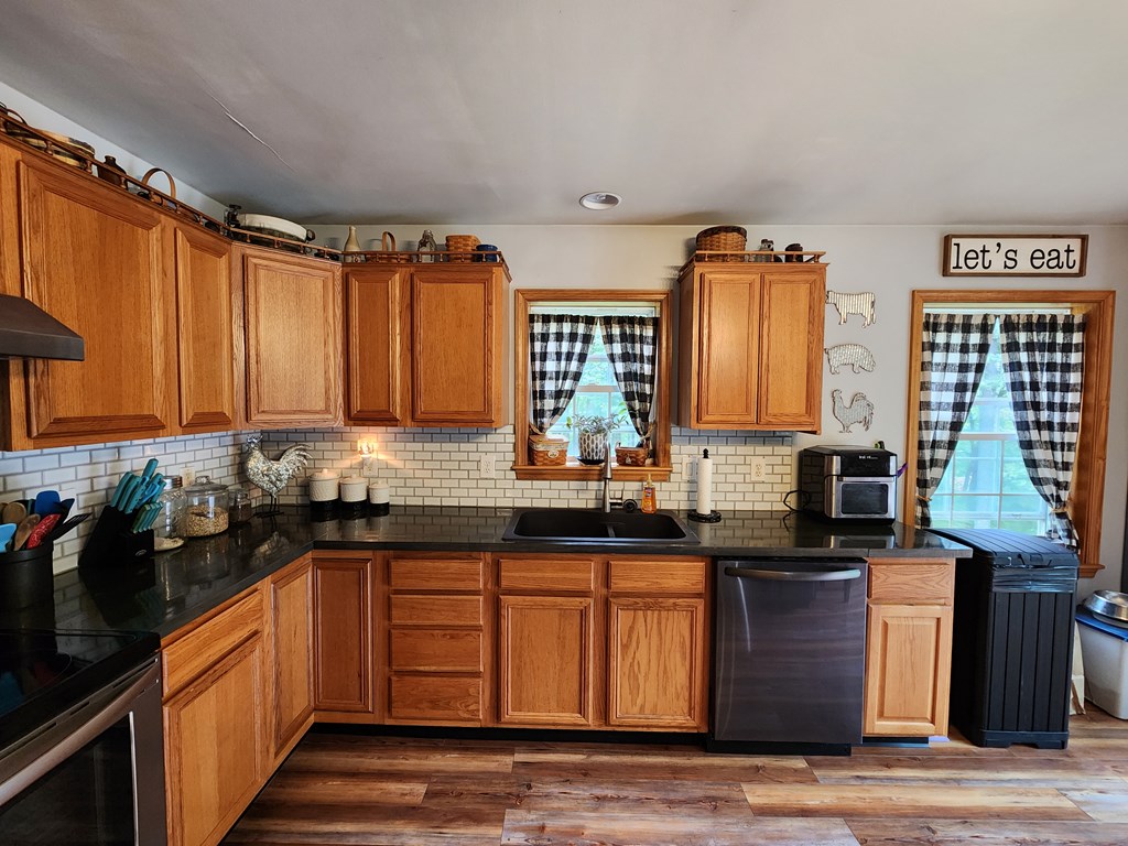 44 Mystery Mountain Lane