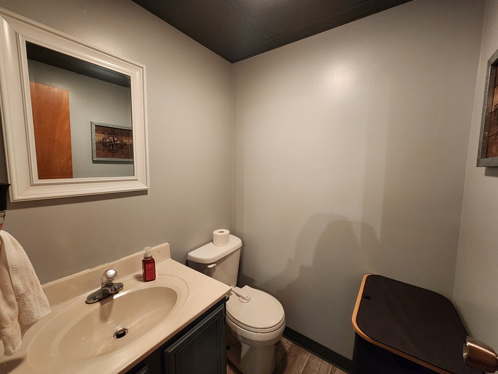 44 Mystery Mountain Lane