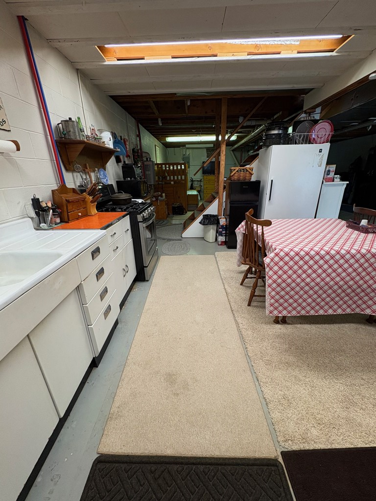 313 N. Brookland Rd.