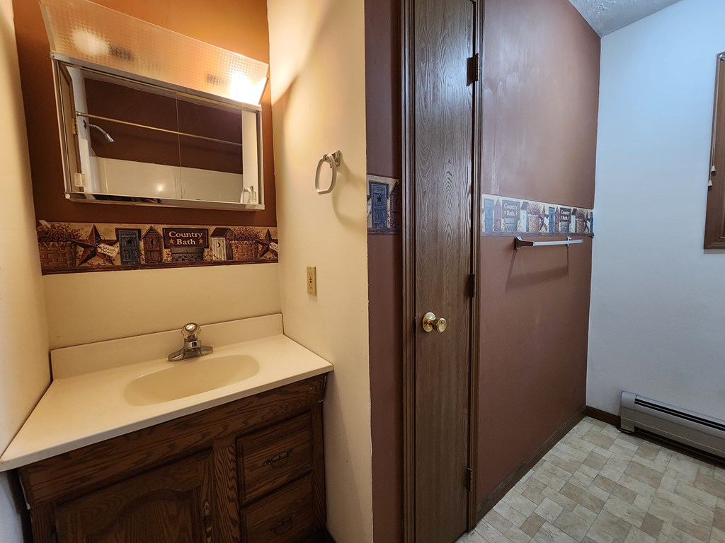 357 E Second St, Coudersport