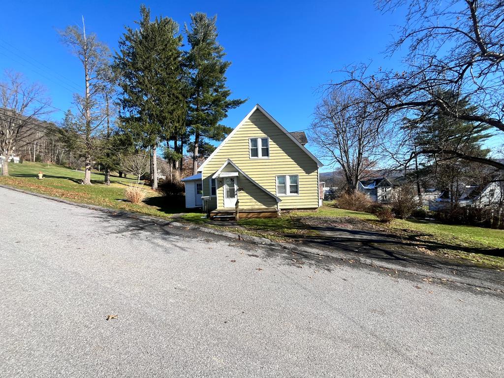 501 Allegheny St, Smethport