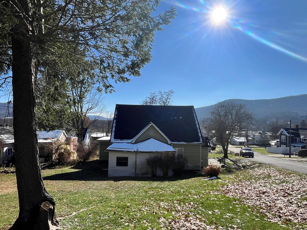 501 Allegheny St, Smethport