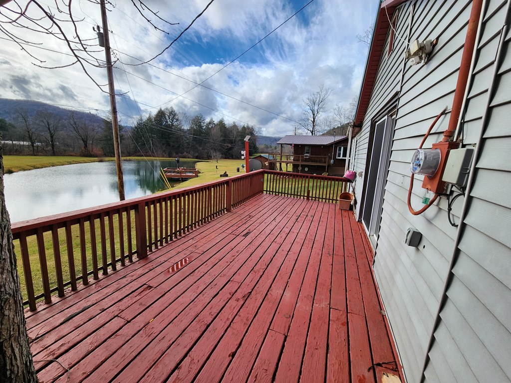 53 Derring Hollow Rd