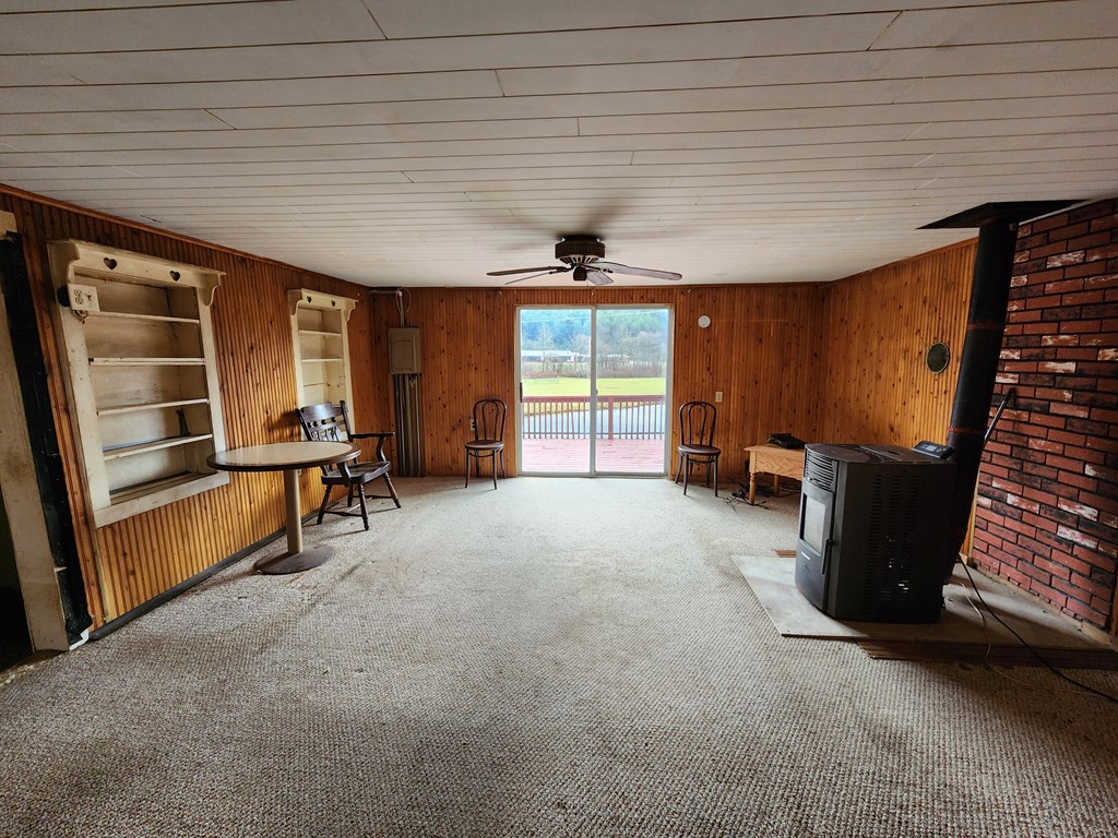 53 Derring Hollow Rd