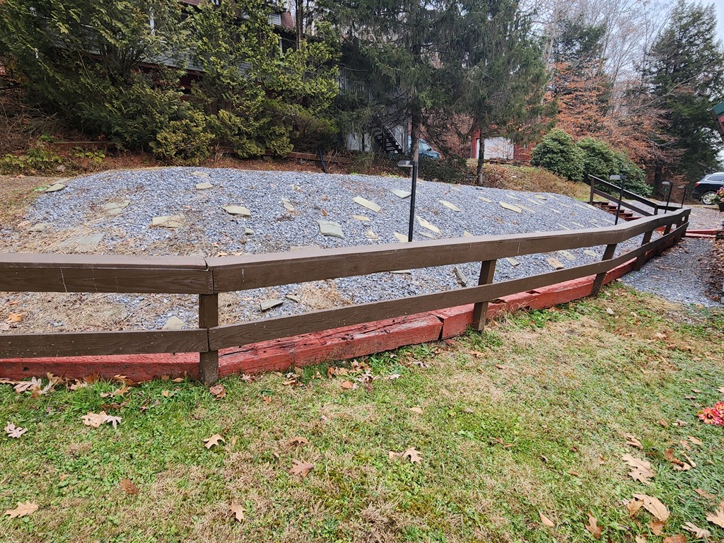 53 Derring Hollow Rd