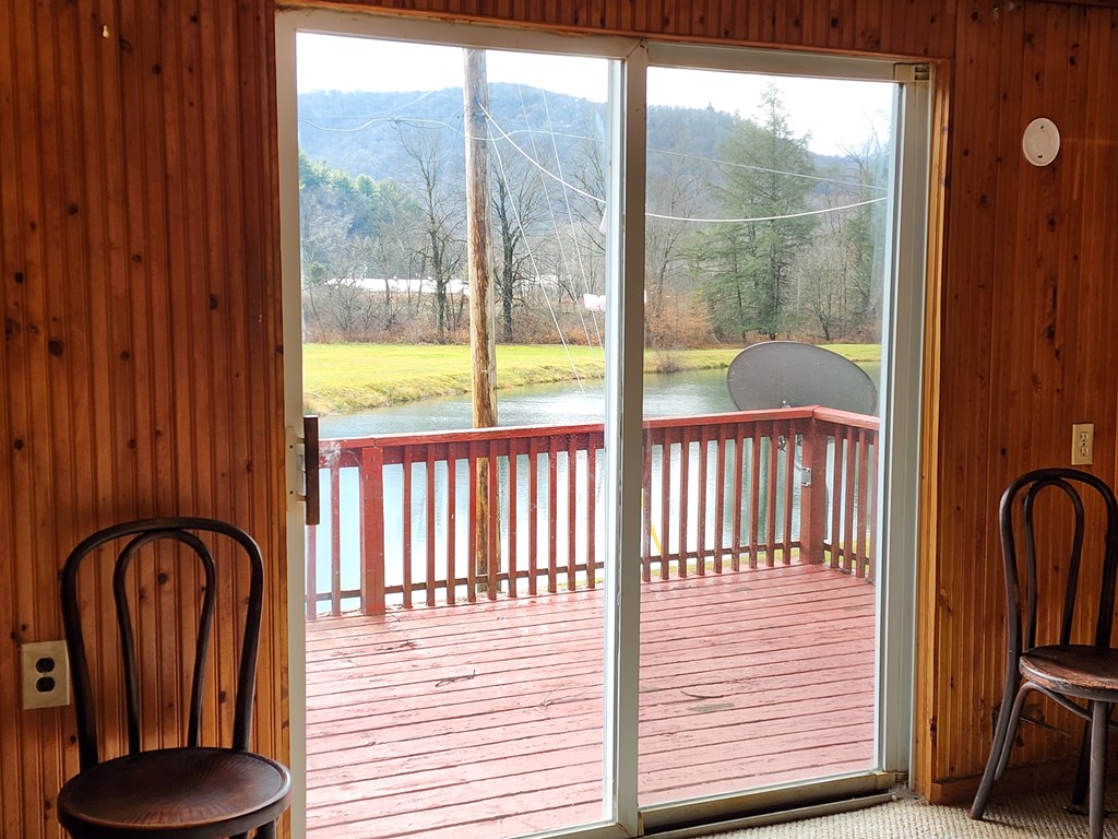 53 Derring Hollow Rd