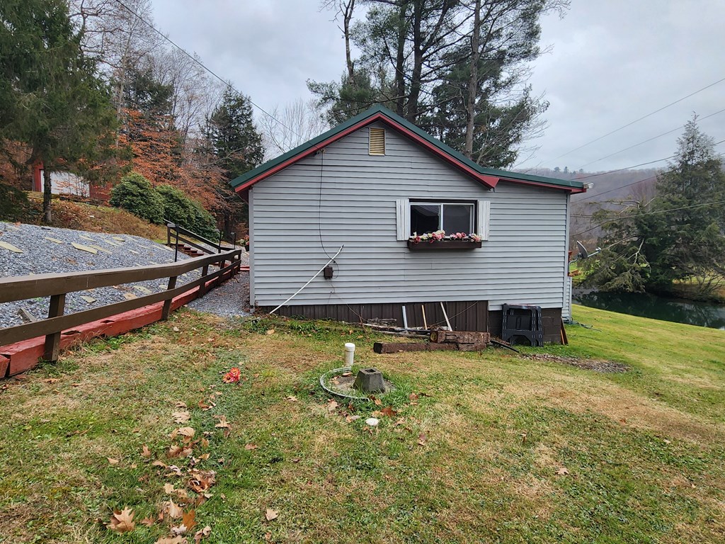 53 Derring Hollow Rd