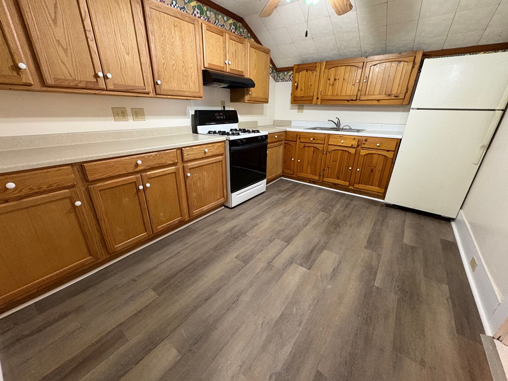 12533 Route 6 Apt. C