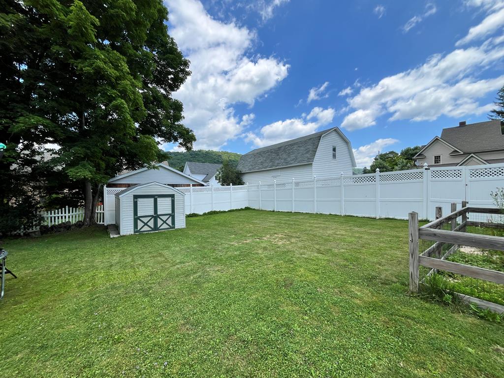 107 Borie St