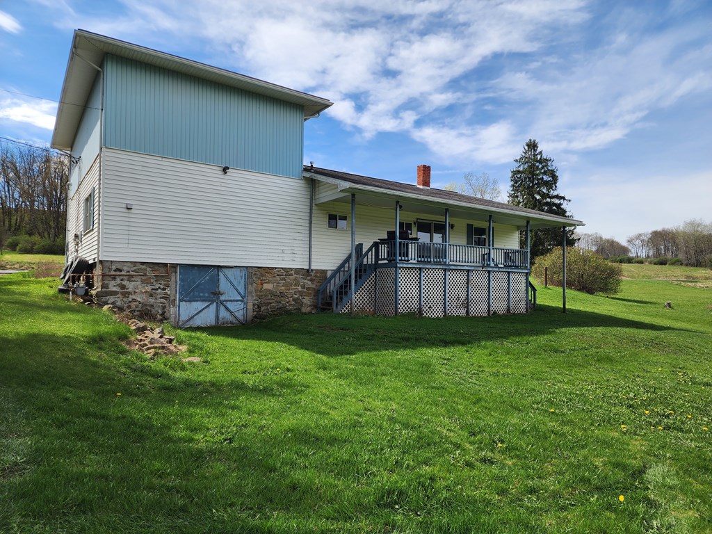 2110 Sr 49 West