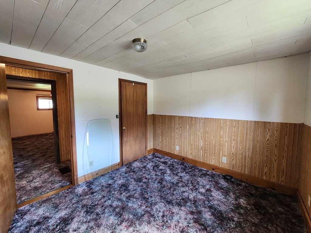 2110 Sr 49 West