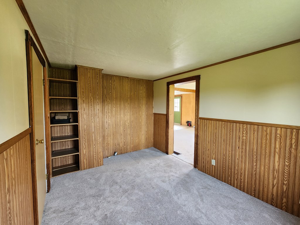 2110 Sr 49 West