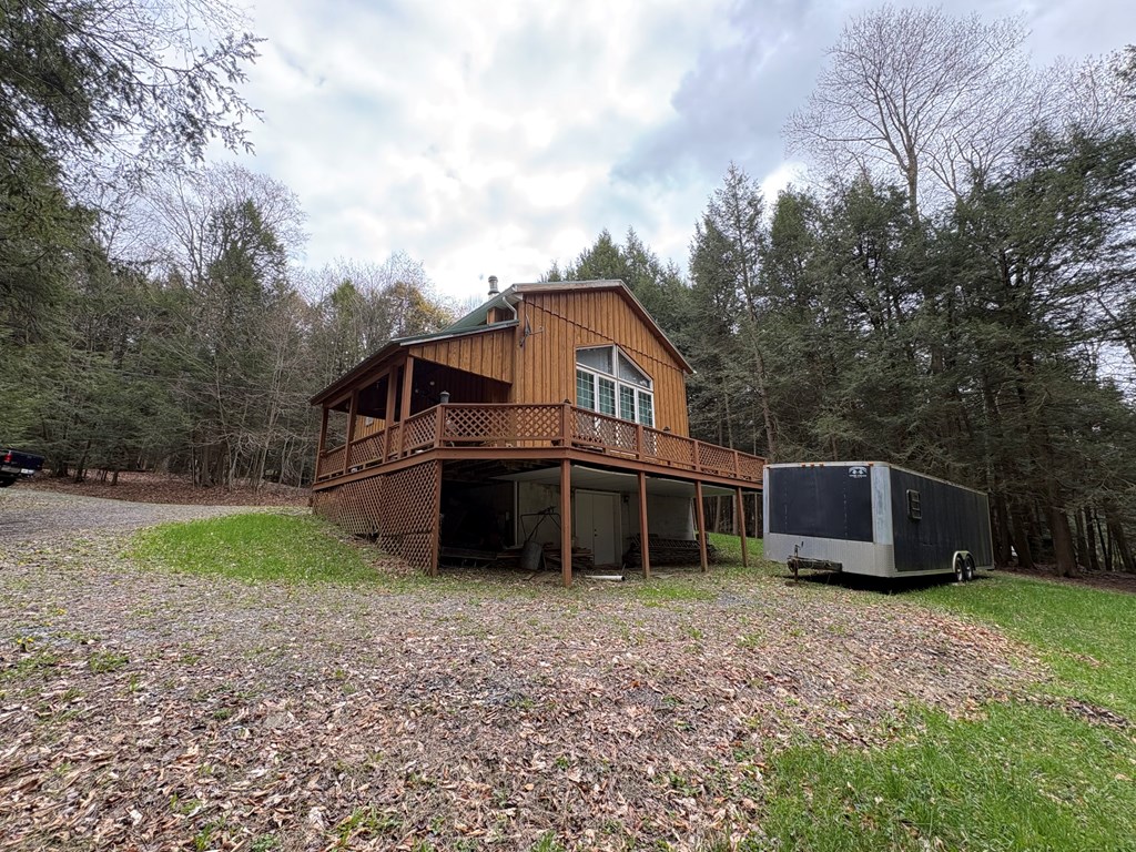 4 Hemlock Ln
