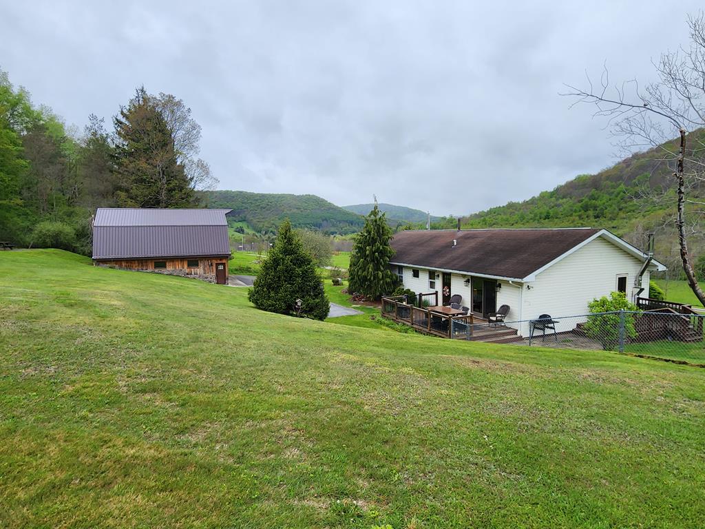 220 Hamilton Run Rd